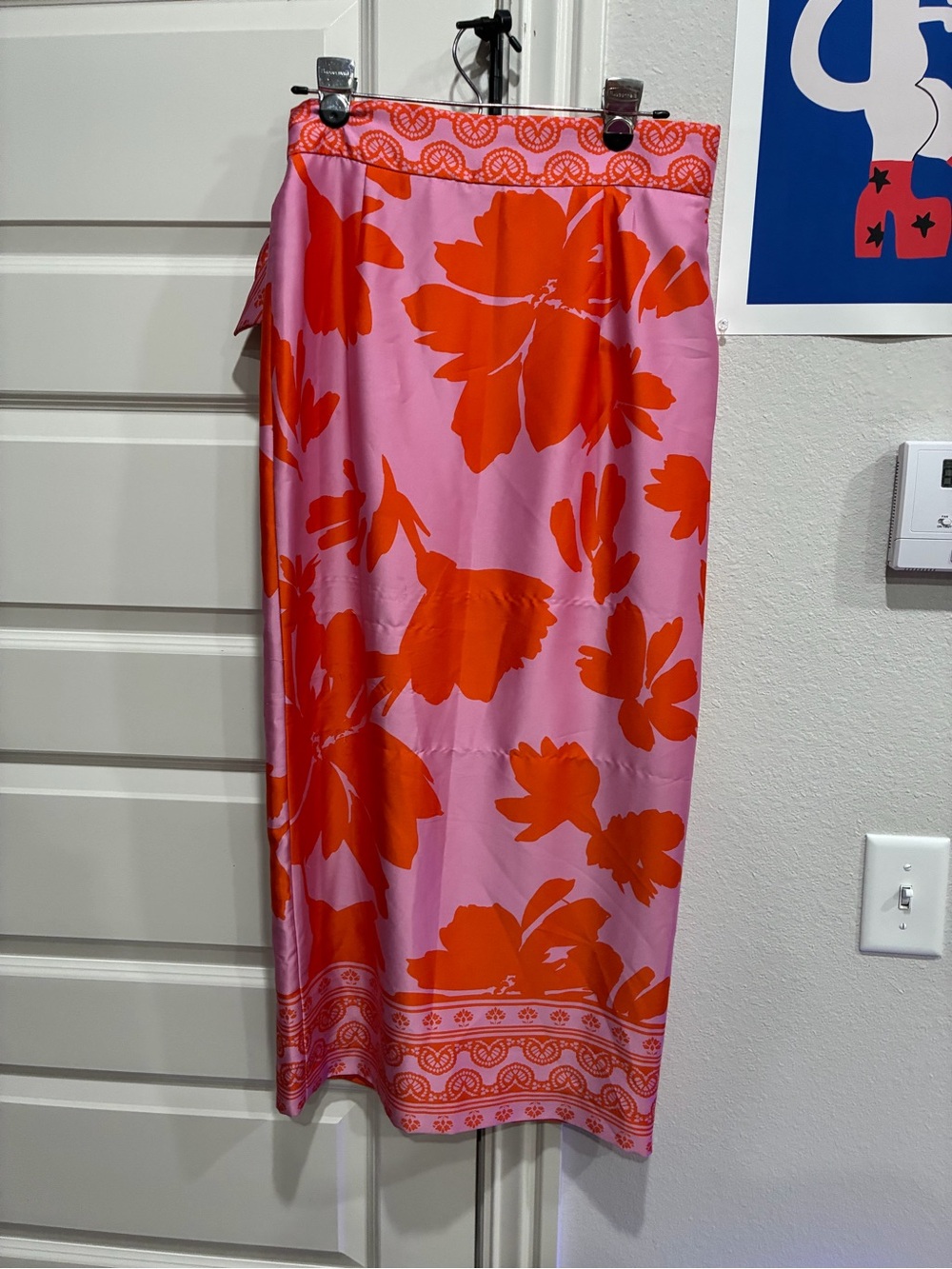 ANTONIO MELANI Pink and Orange Floral Wrap Sarong - Picture 3 of 5